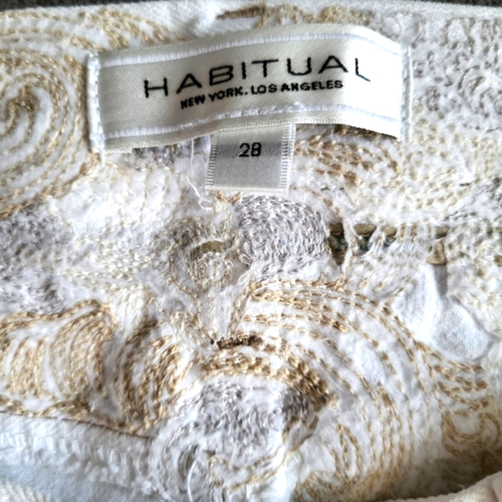 Habitual Straight Leg White Jeans Size 28 - Picture 9 of 16